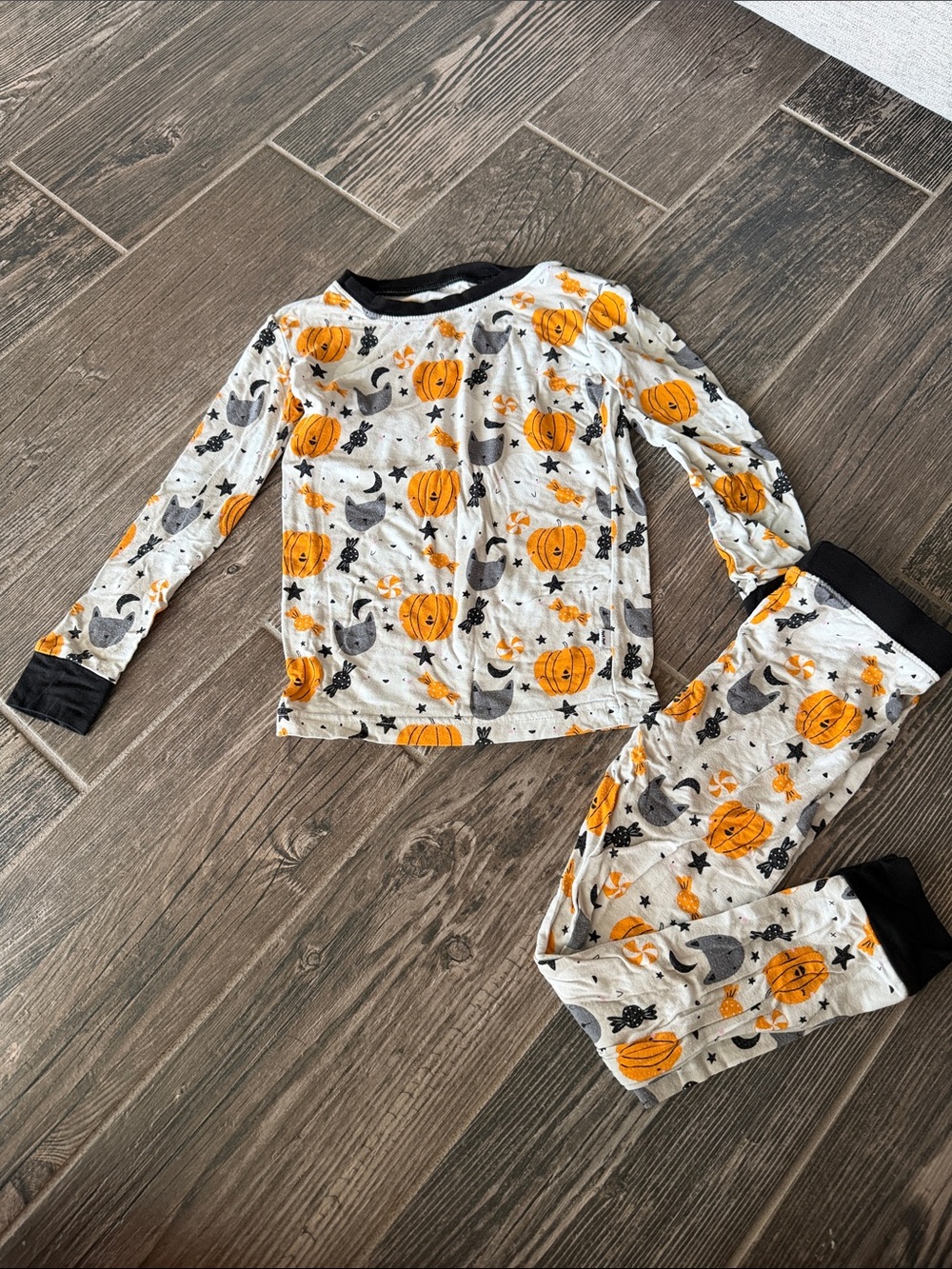 Little Sleepies Kids Halloween Pumpkin & Cat Pajama Set - Orange/Gray